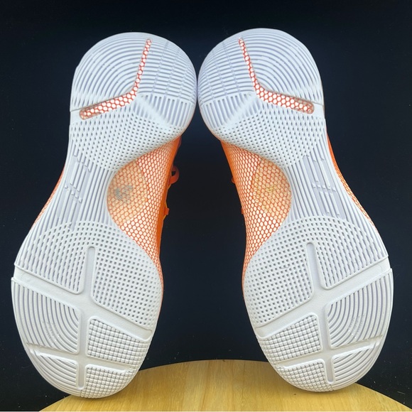 Under Armour Curry 6 Team Orange White Basketball Shoe 3022893-800 Men’s Sz 12.5 - Picture 9 of 10